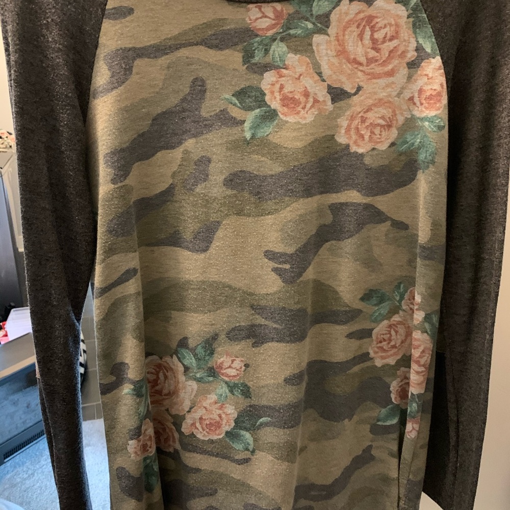 Long sleeve boutique shirt